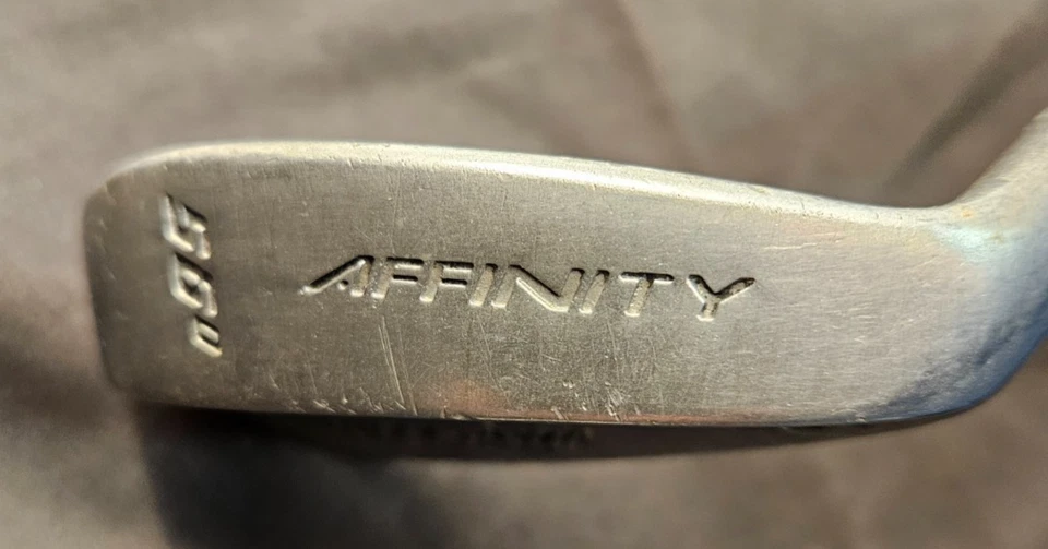 AFFINITY BUZZSAW 56* WEDGE STEEL SHAFT STIFF FLEX RH 35.5'' - Image 3 of 4