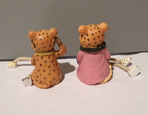 Cracker Barrel Mr & Mrs Cheetah Shelf Sitter with Dangle Legs Collectible NEW - Picture 3 of 4