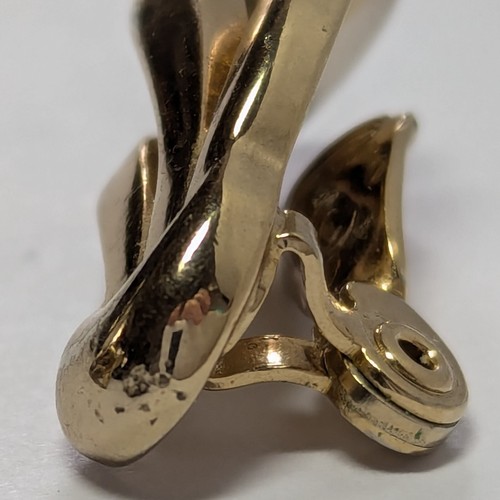1940s Mid Century Modern Monet Clip On Earrings Gold Plated - Picture 12 of 19