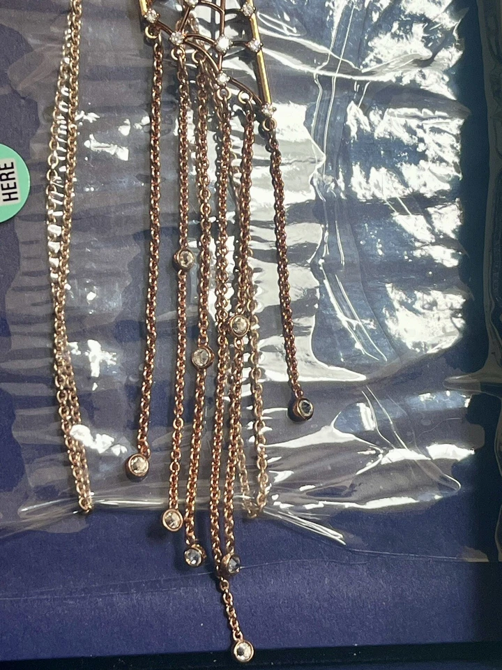 Collar Swarovski 5496492 tela de araña oro rosa largo con borlas NUEVO en caja. Foto 3 de 4