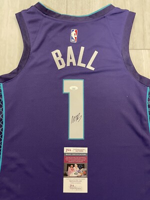 Maillot Charlotte Hornets #1 LaMelo Ball Dédicacé Et Signé - Certificat D'authenticité GCOA Inclus