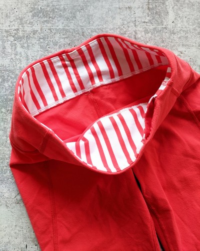 LULULEMON Gather & Crow Crop Pant Love Red / Twin Stripe Gym Yoga Run size 2 est - Picture 5 of 10