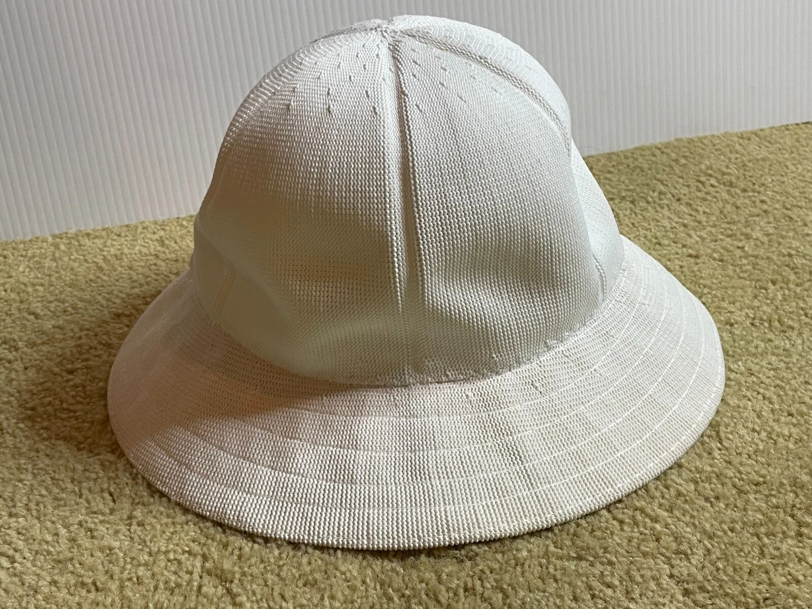 Vintage 60s Kangol Bucket Hat Adult White Knit Crochet Crusher England UK 20.5"