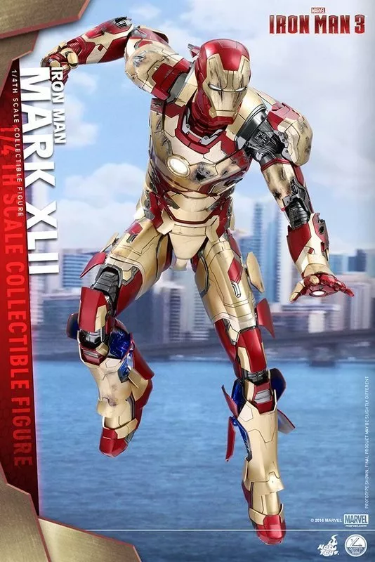 NECA Iron Man - Figura de acción de Iron Man (Mark 42) a escala 3 1/4