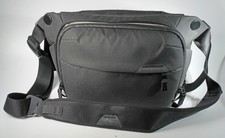 Peak Design Everyday Sling 3L V2 Black MINT Condition