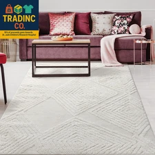Palafito 8X10 Geometric Shag Diamond High-Low Pile Textured Indoor Area Rug (Whi