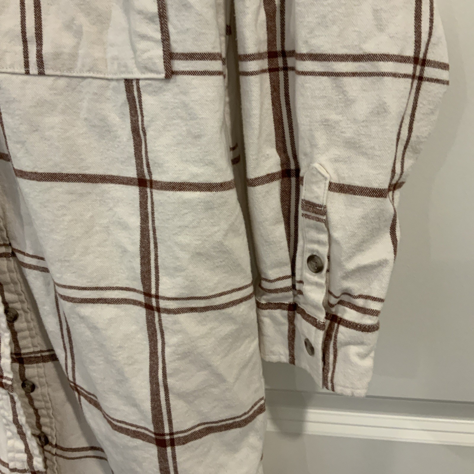 Universal Thread Oversized Fit Flannel Cream/Brow… - image 4