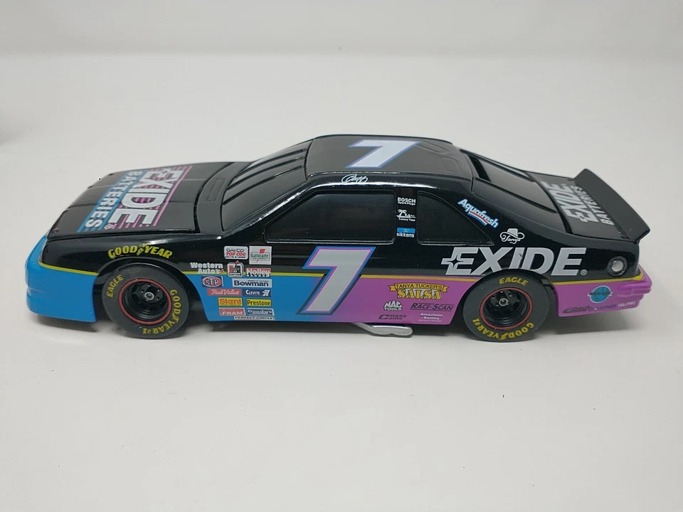 Racing Collectables Club of America RCCA 1:24 Stock Car Bank Geoff Bodine 1995 - Image 2 of 4