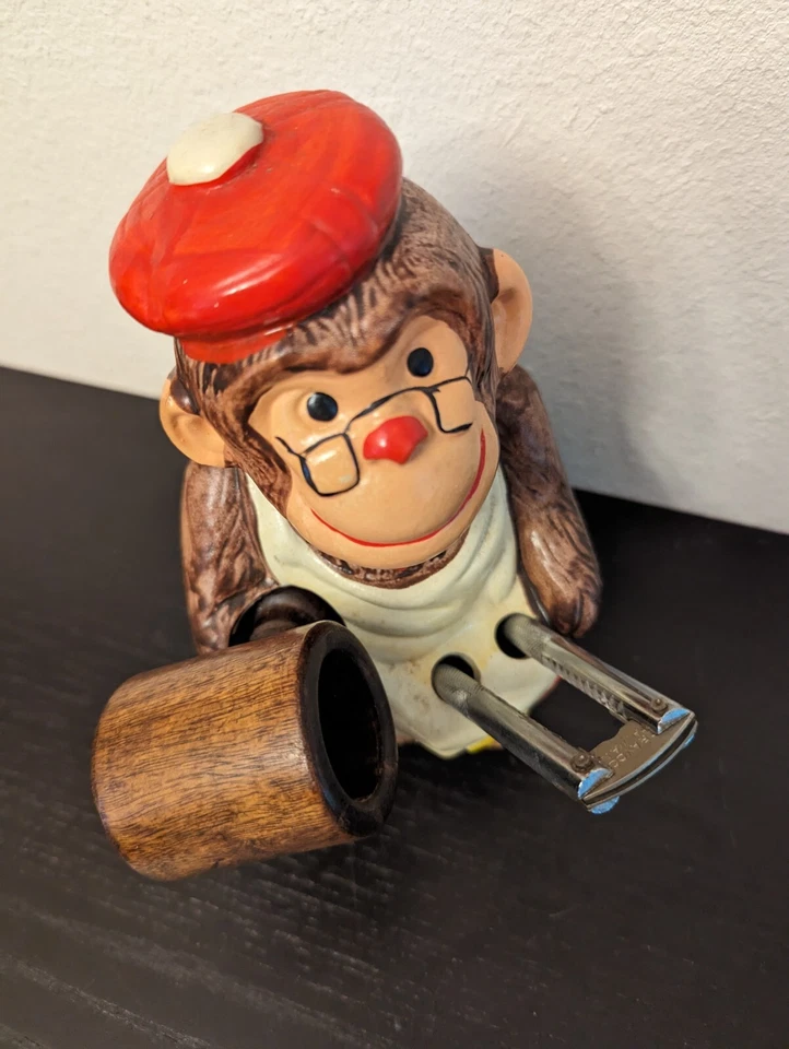 Vintage Ceramic Monkey Nutcracker Holder 8” X 5” Tawain - Image 2 of 4