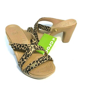 leopard crocs size 8