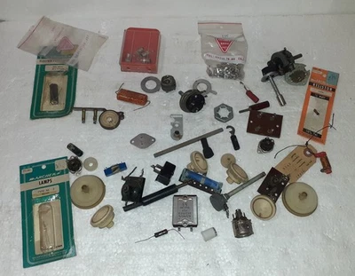 LOT PIECES TSF OU TELE TROUVEES DANS TIROIR ATELIER REPARATIONS. NON TESTEES - Photo 1/4