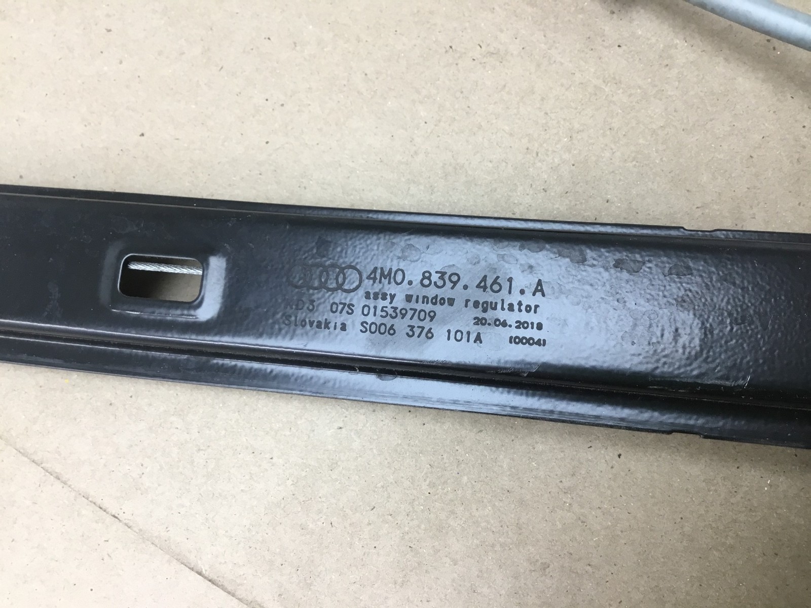 Bentley Bentayga 2019 V8 Rear Left Driver Door Window Regulator Motor 16-20 :M