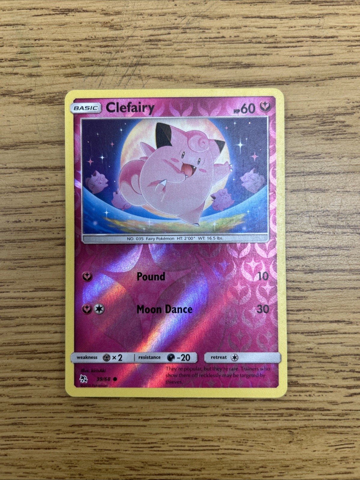 Clefairy (39) - Hidden Fates - 39/68 - Reverse Holo LP