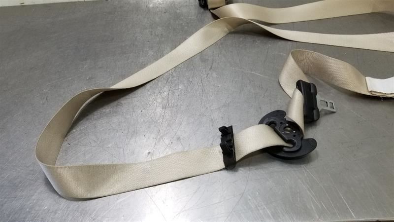 17 2017 MASERATI GHIBLI OEM FRONT SEAT BELT RETRACTOR BEIGE PASSENGER RIGHT 