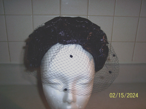 Vintage Black Veiled Molded Fascinator Hat w/ Veil Union Made - Picture 3 of 6