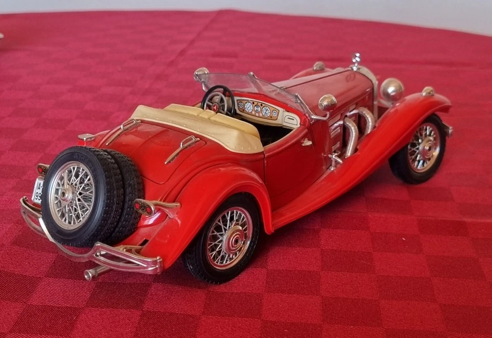 Mercedes Benz 500 K Roadster (1936) Burago Scala 1/20 - Made In Italy - Immagine 4 di 4