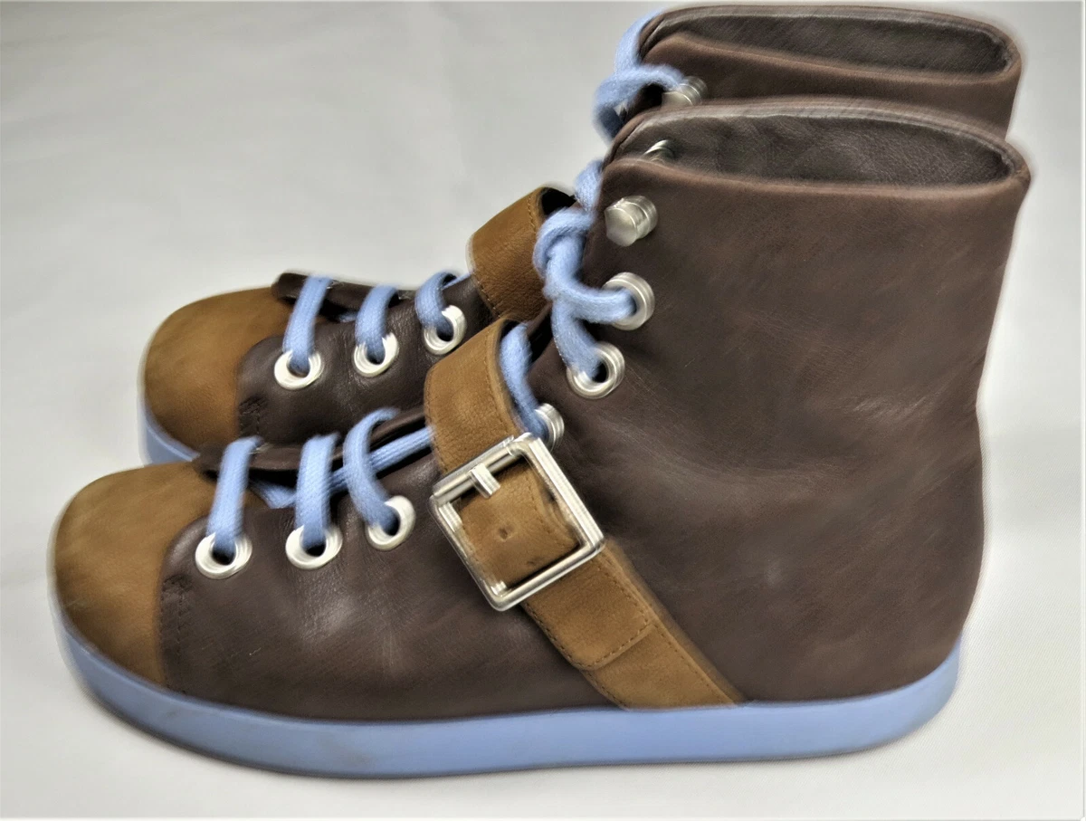 Camper clearance blue boots