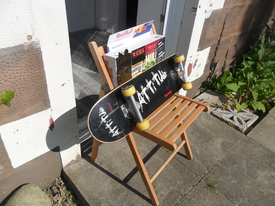 SANTA CRUZ COMPLETE SKATEBOARD NOVELL ATTITUDE GENUINE RARE LTD. EDITION 1996 - Image 3 of 4