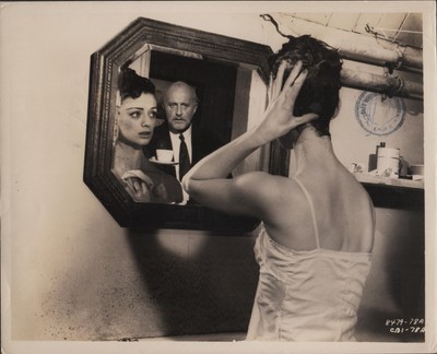 DIANNE FOSTER & LAURENCE NAISMITH in "Gideon's Day" - Original Photo
