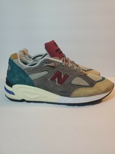 Size 10 - New Balance M990 Green for 