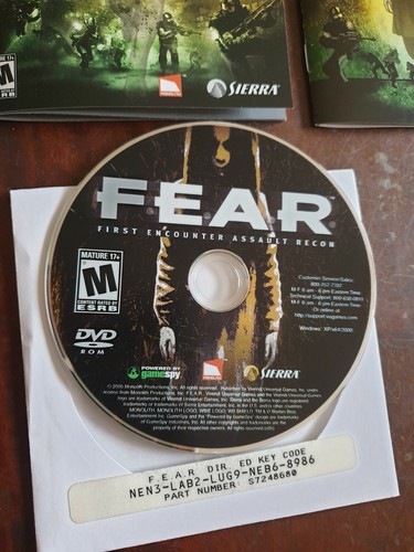 FEAR - PC Game (Director's Edition) With Original Box / Big Box / EXCELLENT LNEW - Picture 8 of 12