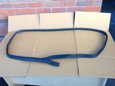 SMART ROADSTER 452 REAR TAILGATE BOOT LID RUBBER SEAL WEATHERSTRIP 2002-2007