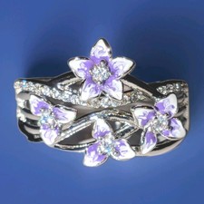 Stunning Bold Floral Violet Design in 925 Silver /Sparkling Zirconia Ring Sz 8