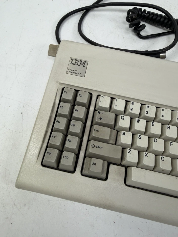 Teclado IBM Modelo F AT para computadoras IBM 5170, 5162 y AT RARO probado Foto 4 de 4