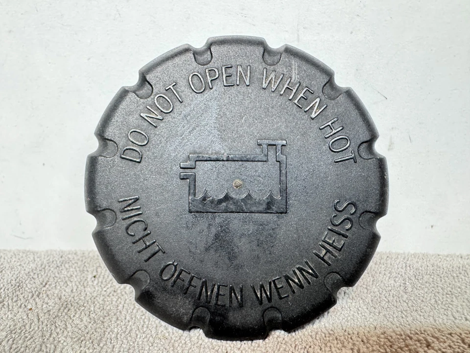 Mercedes Benz Coolant Expansion Tank Lid Cap Screw OEM 2105010615 - Image 2 of 4