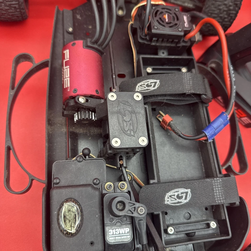 Losi TEN Rally-X 1/10 RTR 4WD carro de rali LEIA - Imagem 3 de 4