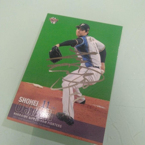 Shohei Ohtani 2017 Silver Autographed Card Difficult - Picture 1 of 10