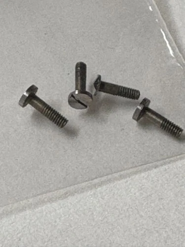 ILLINOIS 0 SIZE  POCKETWATCH CASE SCREWS #1293   NOS ------ BB - 2005