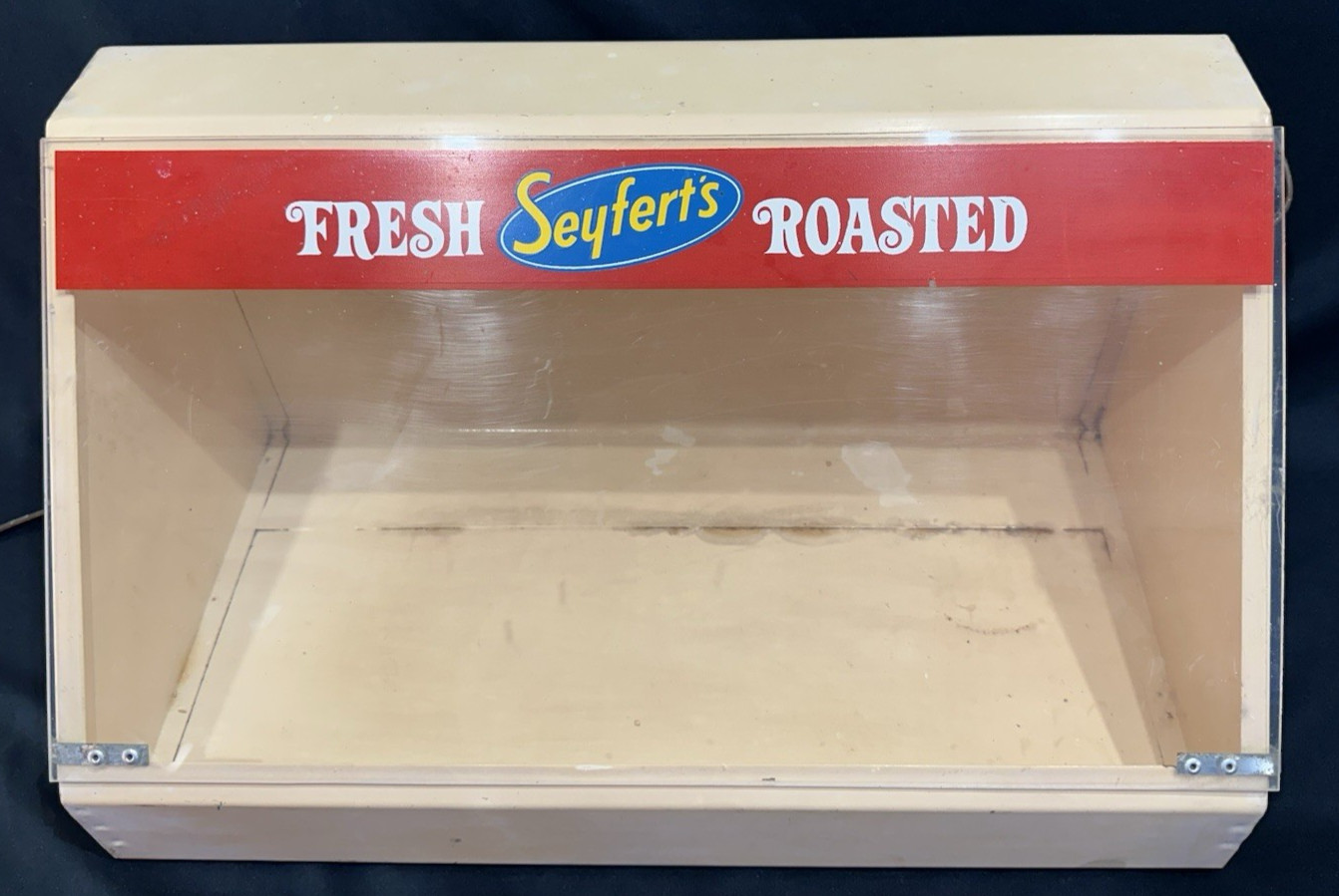 Vintage Seyfert’s Pretzel Warmer Seyferts Fresh Roast Counter Top Display 1960's