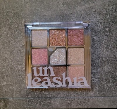 Unleashia Eyeshadow Palette Glitzer