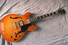 Guitarra semiacústica Yamaha SA-950 1992 diapasón de ébano con cuello de caoba