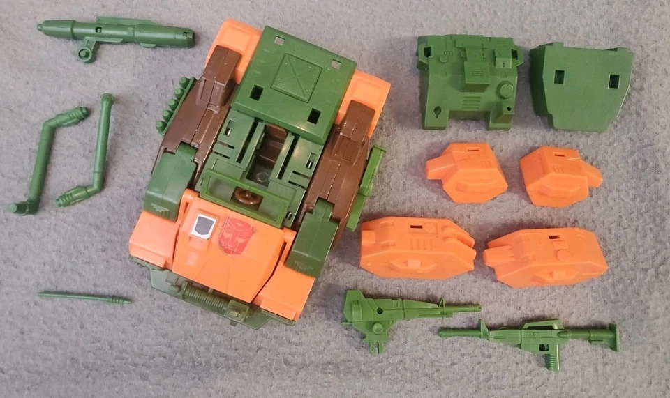 Transformers G1 Vintage 1984 Roadbuster Deluxe VV-54 Mugen Caliber Near Complete - Image 2 of 4