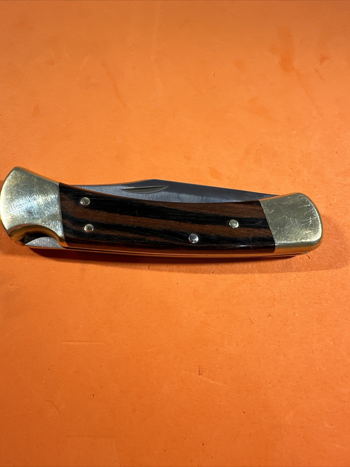 Vintage BUCK 110 Folding Hunter Pocket Knife Beautiful Wood Made 2000