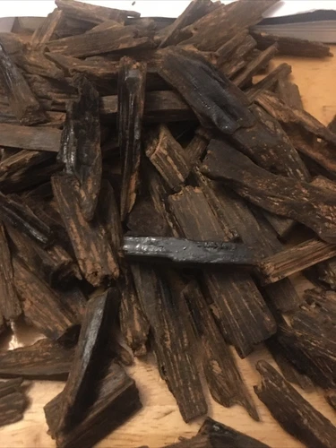 Agarwood Chips Oud Chips Best Quality Incense Aroma Natural Wild And Rare 50g