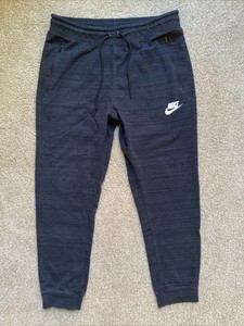 nike mens joggers with zip pockets