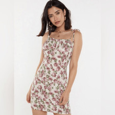 NWOT Nasty Gals Ruched Bust Vintage Rose Print Mini Dress US 4