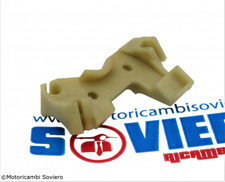 Piastra Supporto Guaine in Plastica per manubrio Vespa 50 Special