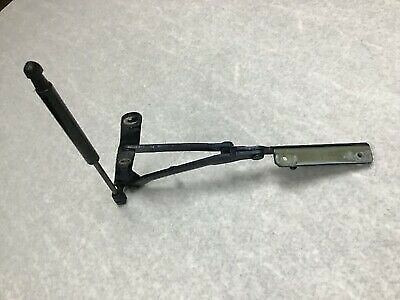 Maserati GranTurismo M145 V Hinged Tailgate Right Passenger Hatchback Hinge