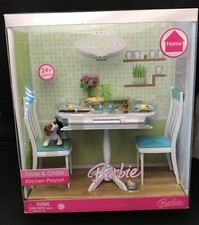 BARBIE TABLE  CHAIRS KITCHEN PLAY-SET NRF MINT  SEALED BOX HOME COLLECTION
