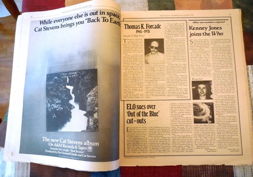 Vint. Rolling Stone Magazine-Oct. 1976 #223-Elton John-Jimmy Reed Dies-John Dean - Picture 4 of 21