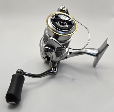 Shimano 11 Biomaster C2000HGS Finesse Spinning Reel Used Clean