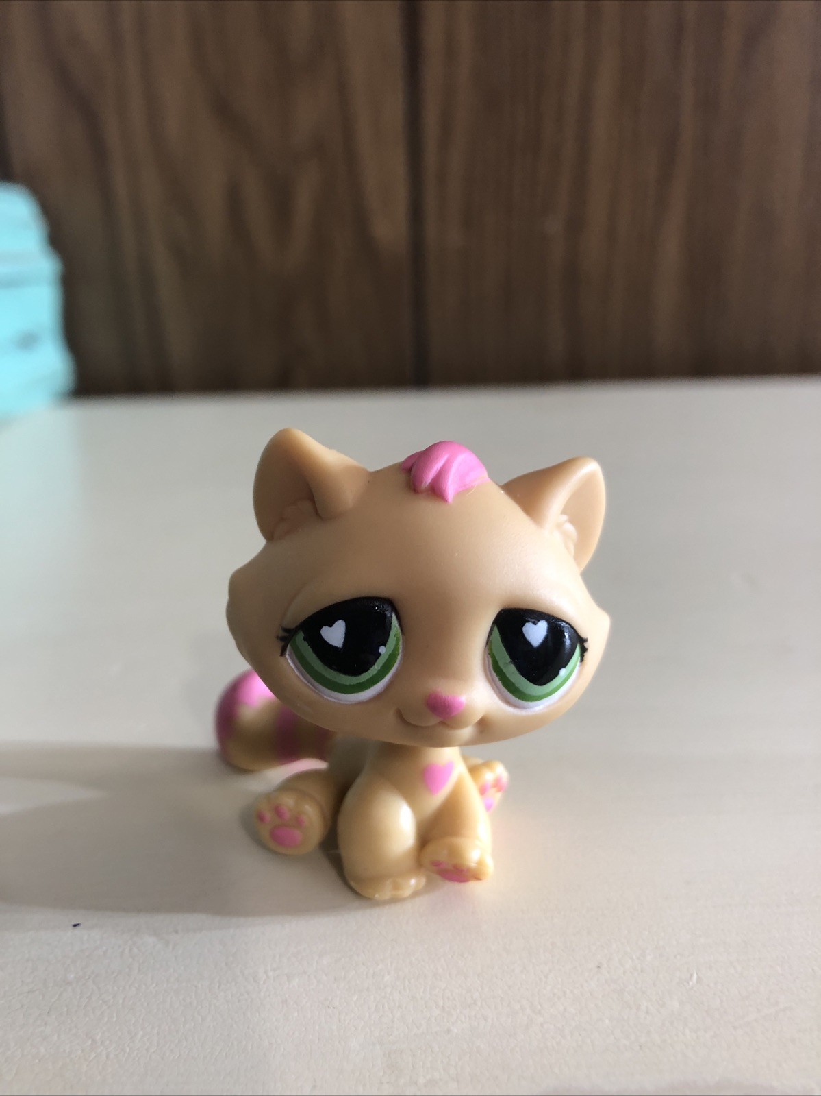 Littlest Pet Shop 552 LPS Authentic Orange Tabby Kitten Cat Pink Heart Eyes
