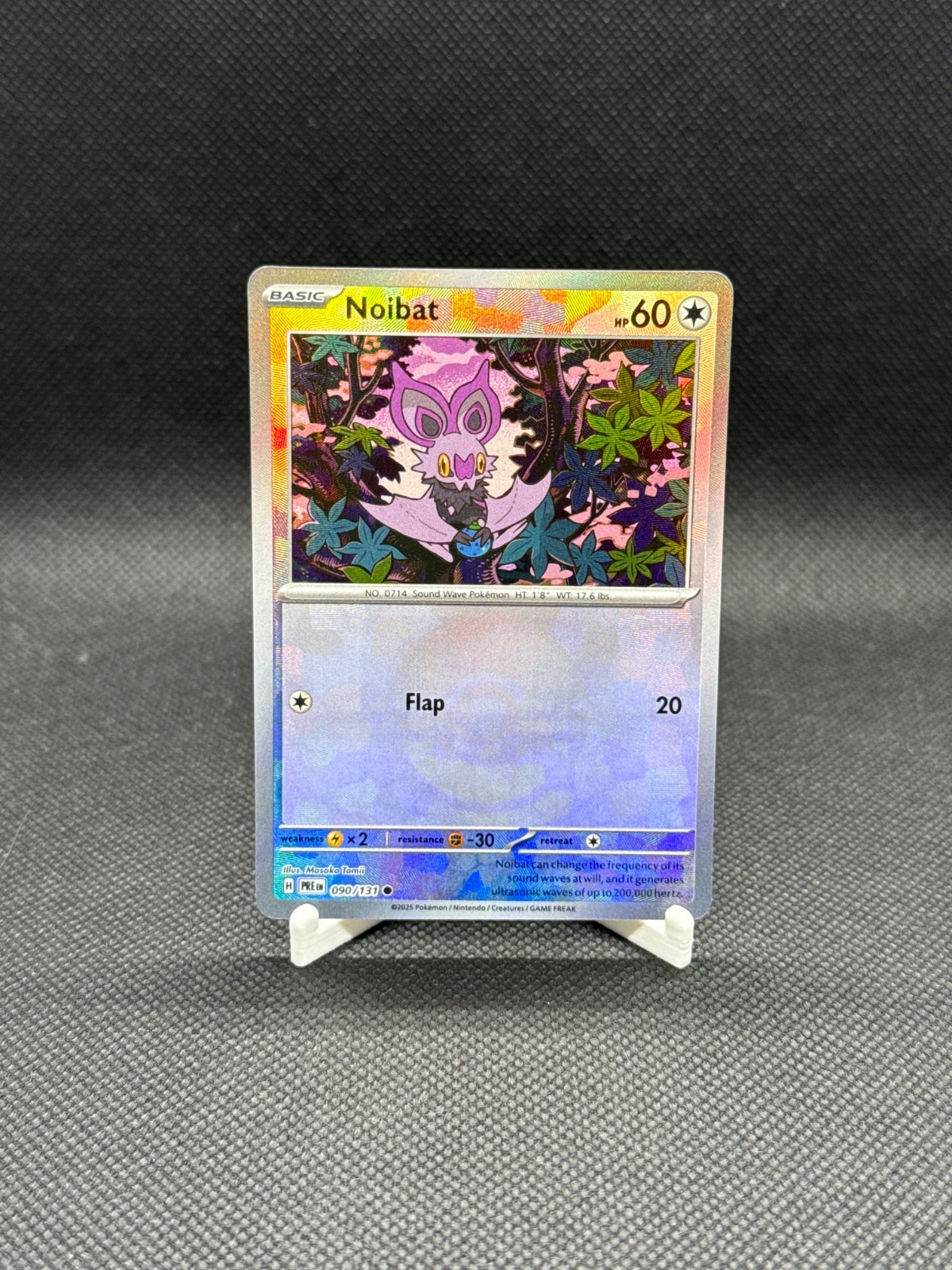 Pokémon Prismatic Evolutions Noibat 090/131 (Pokeball Pattern) Holo NM