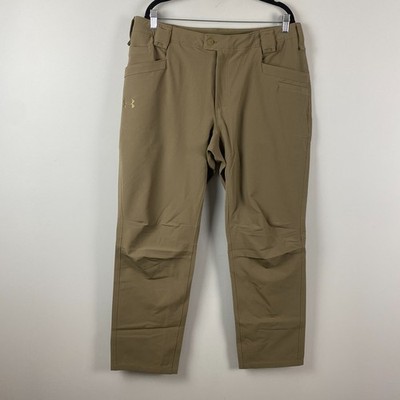 Under Armour Storm UA Alpha Flat Front Pants Mens 38x32 Loose Fit Tan Stretch