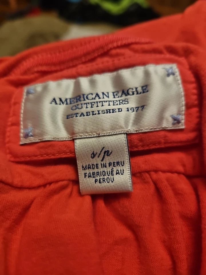 American Eagle Outfitters rosa/flores para mujer talla pequeña Foto 3 de 3
