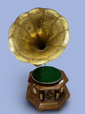 Antique HMV Gramophone Fully Functional Phonograph, Wind-up record player